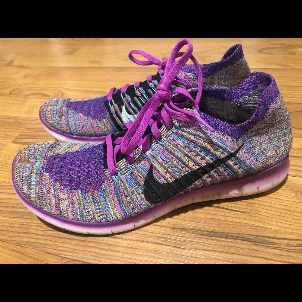 SNAZZY Nike Sneakers 🌟